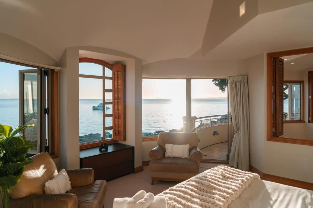 Takapuna Beachfront W Stunning Views Auckland Bagian luar foto